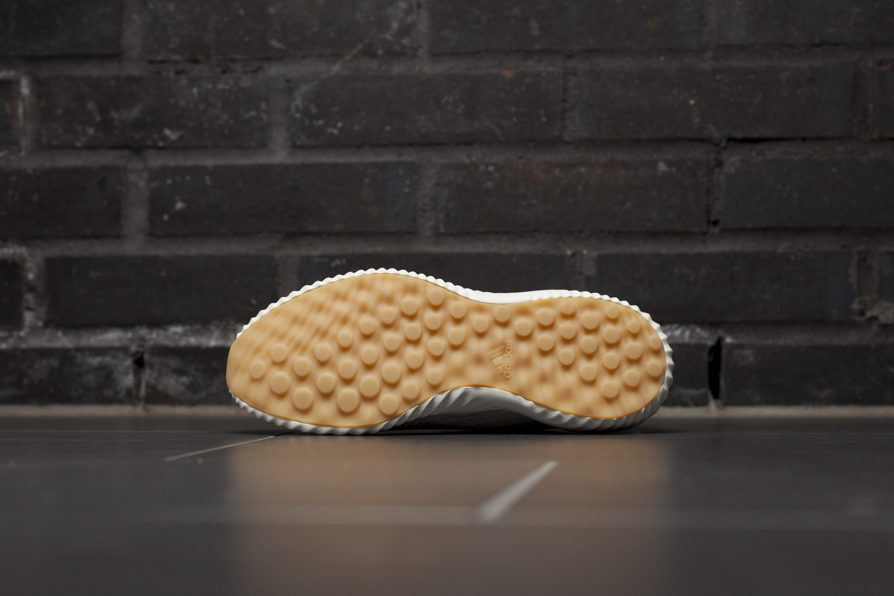 alphabounce em undye shoes mens