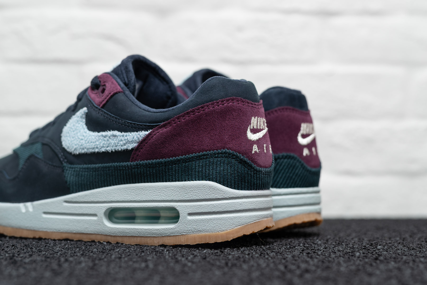 air max 1 dark obsidian cobalt