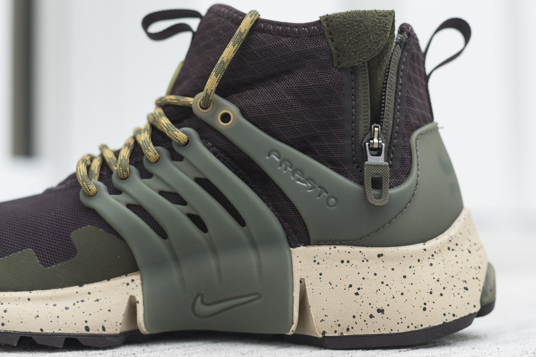 nike air presto mid utility cargo khaki