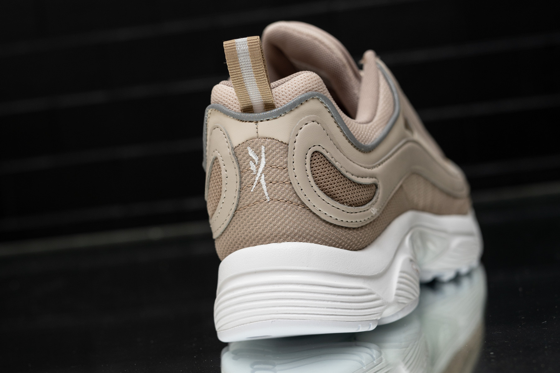 reebok daytona dmx sneaker