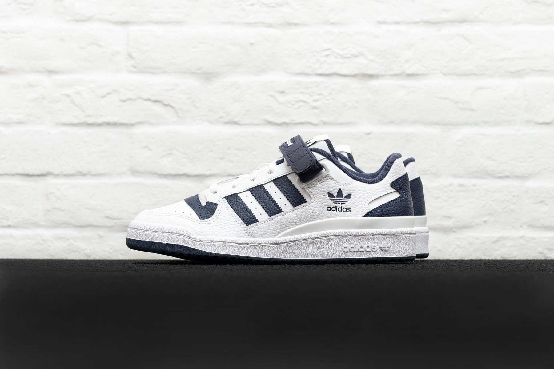 Adidas Forum Low