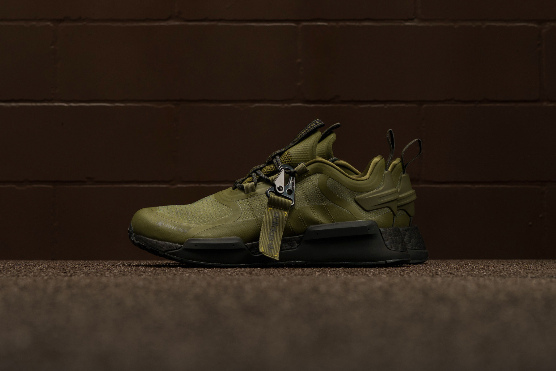 W ADIDAS NMD_V3 GORE-TEX