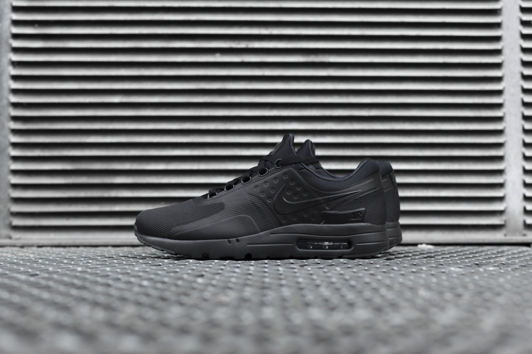Nike Air Max Zero Essensial