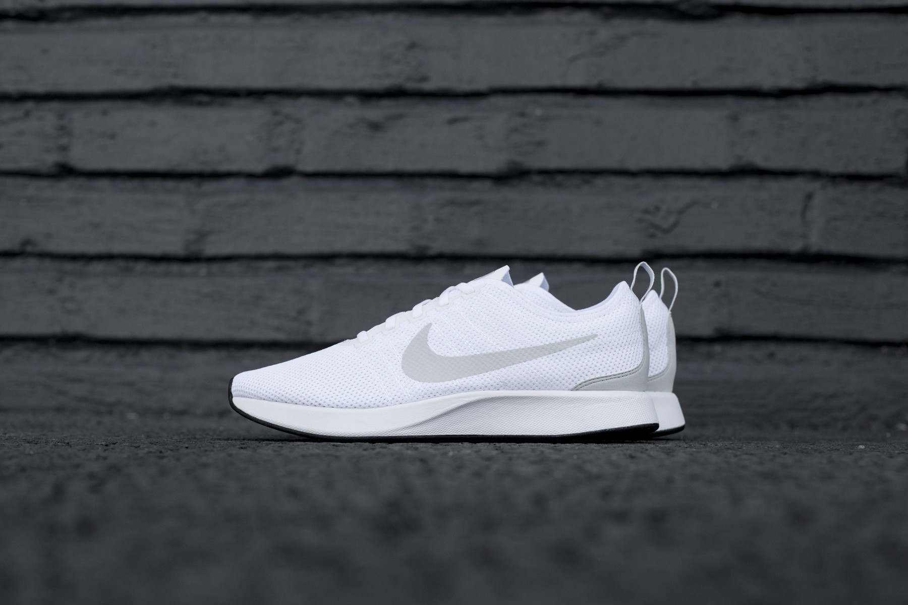 dual tone racer nike