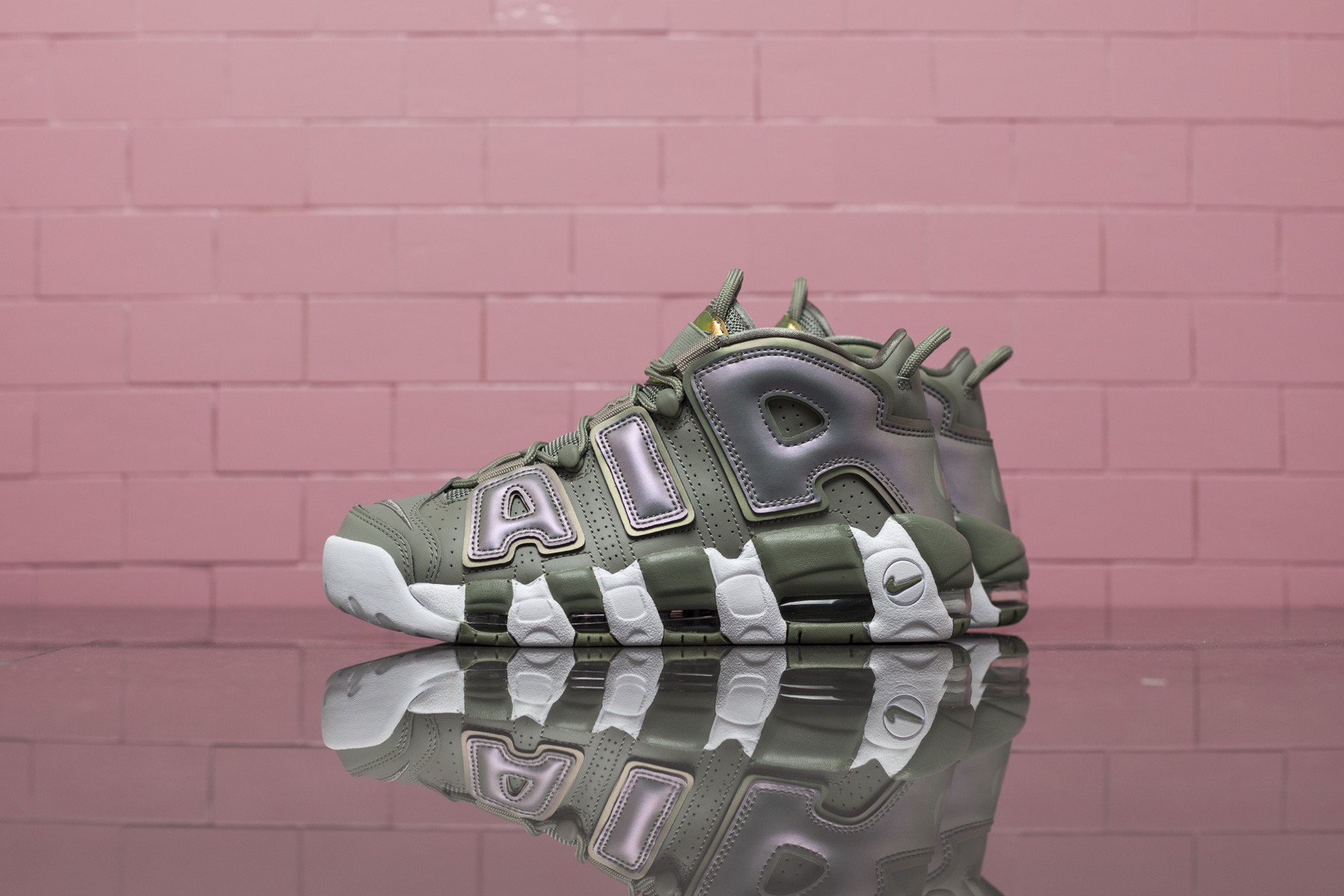 W Nike Air More Uptempo 