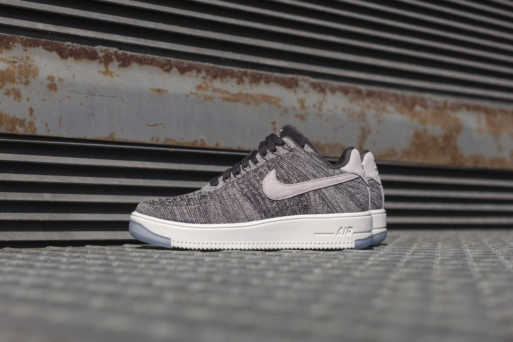 Wmns Nike AF1 Flyknit Low