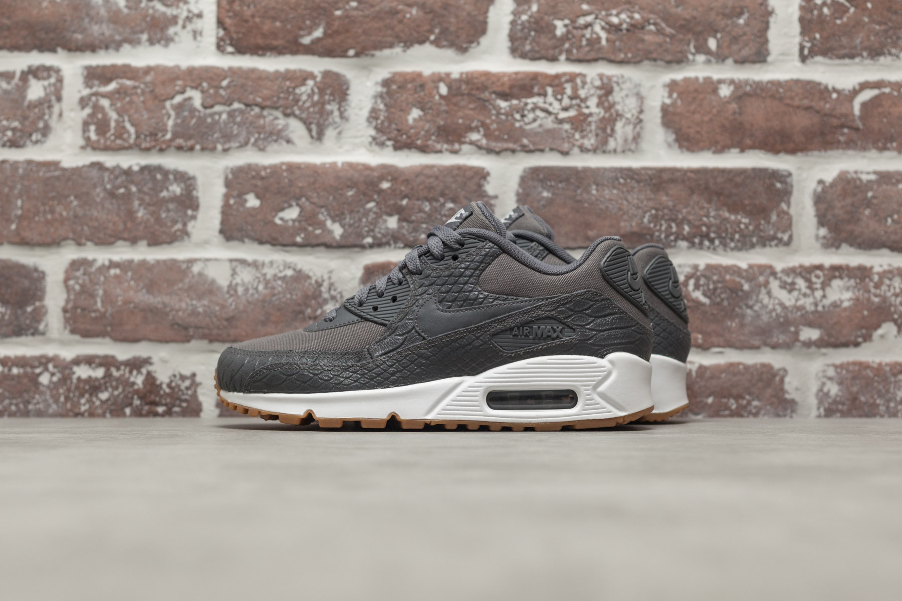 Wmns Nike Air Max 90 Prem