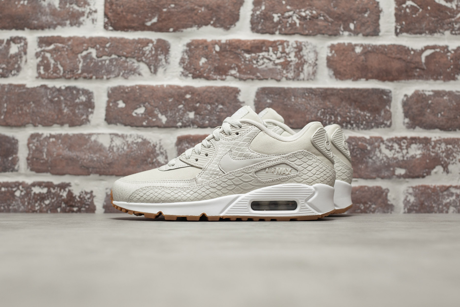Wmns Nike Air Max 90 Prem