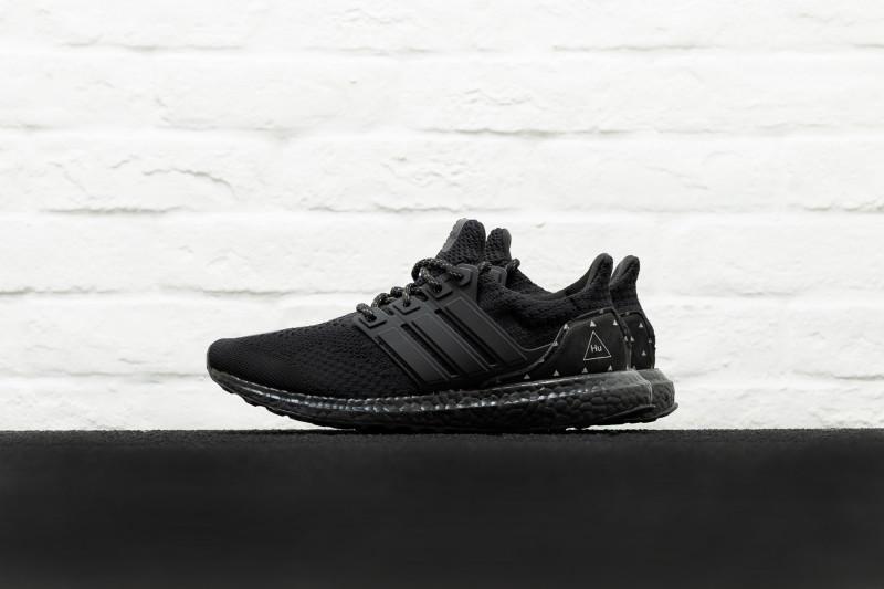 pharrell williams ultra boost hu