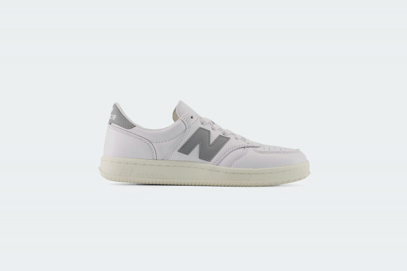NEW BALANCE T500