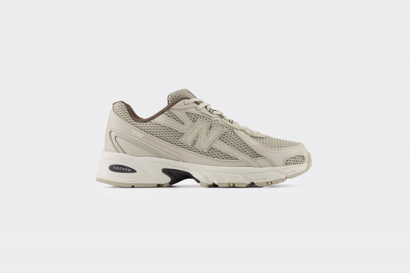 W NEW BALANCE 740